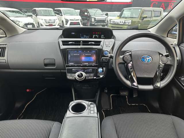 トヨタ プリウスΑ １．８ Ｓ チューン ブラックＩＩ H30年 (関東) 99