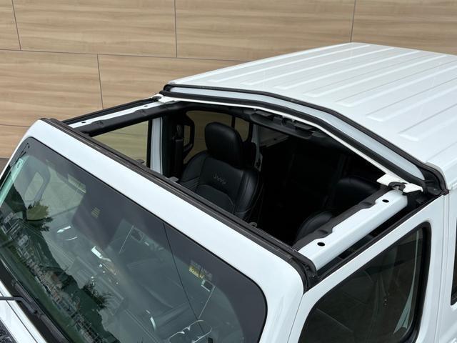 ジープ ラングラー　アンリミテッド アンリミテッド サハラ ３．６Ｌ ４ＷＤ R3年 () 99