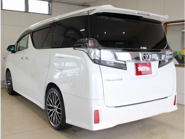 トヨタ ヴェルファイア ２．５ Ｚ Ａエディション H28年 (四国) 99