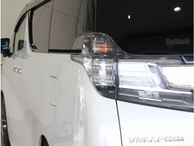 トヨタ ヴェルファイア ２．５ Ｚ Ａエディション H28年 (四国) 99