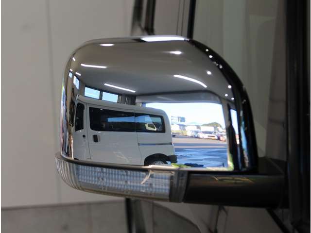 三菱 デリカ　Ｄ：５ ２．２ Ｄ プレミアム ディーゼルターボ ４ＷＤ H26年 (四国) 99