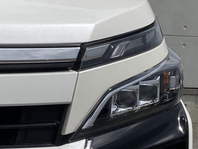 トヨタ ヴォクシー １．８ ハイブリッド ＺＳ H29年 () 99