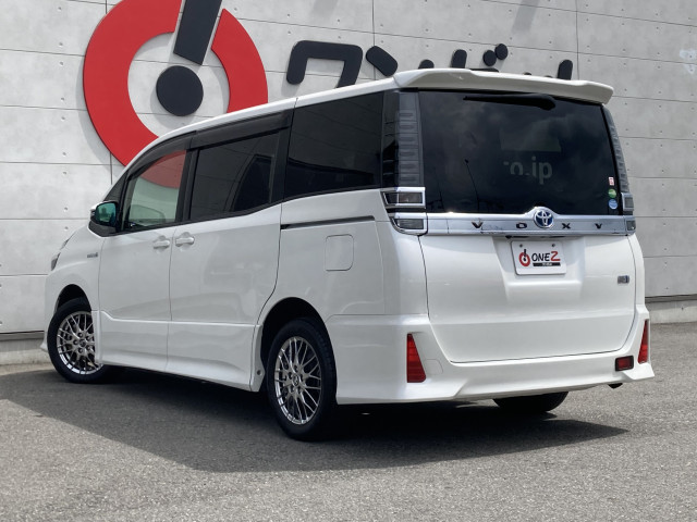 トヨタ ヴォクシー １．８ ハイブリッド ＺＳ H29年 () 99