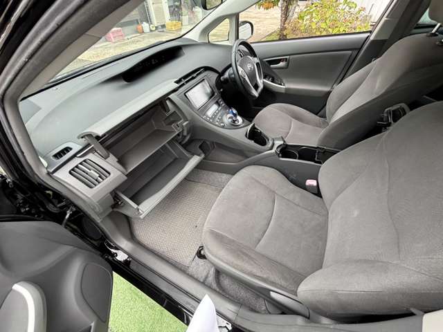 トヨタ プリウス １．８ Ｇ ツーリングセレクション H23年 (九州・沖縄) 99
