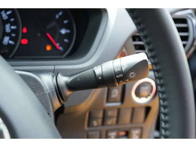 トヨタ ノア ２．０ ＳＩ ＷＸＢ ４ＷＤ H29年 (関東) 99