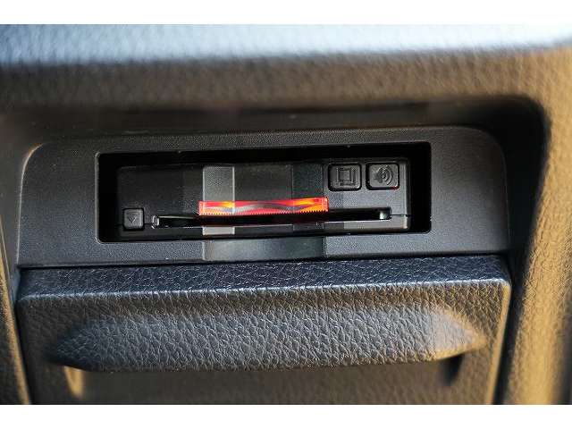 トヨタ ノア ２．０ ＳＩ ＷＸＢ ４ＷＤ H29年 (関東) 99