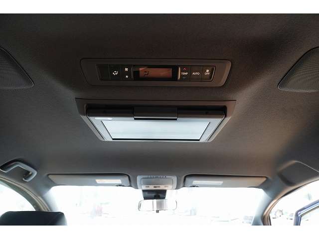 トヨタ ノア ２．０ ＳＩ ＷＸＢ ４ＷＤ H29年 (関東) 99