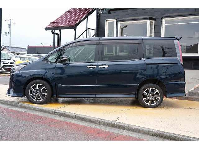 トヨタ ノア ２．０ ＳＩ ＷＸＢ ４ＷＤ H29年 (関東) 99