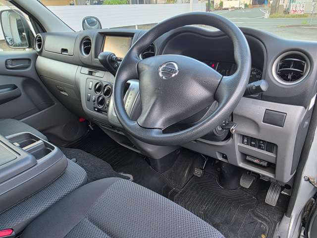 日産 ＮＶ３５０キャラバン ２．５ ＤＸ ロングボディ 平床 ディーゼルターボ H24年 (九州・沖縄) 99
