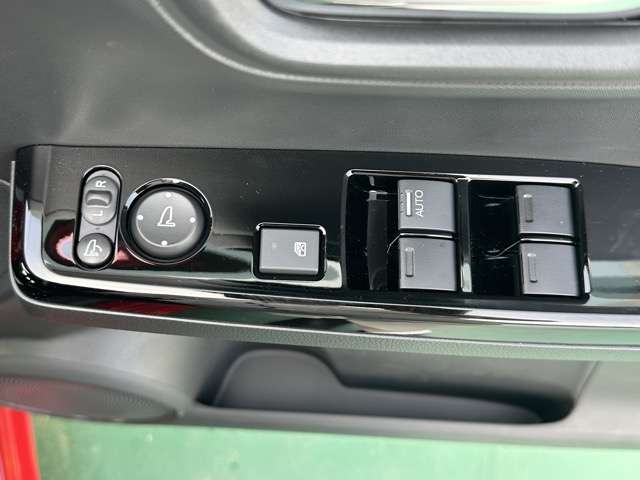 ホンダ Ｎ−ＯＮＥ ６６０ ＲＳ R8年 () 99