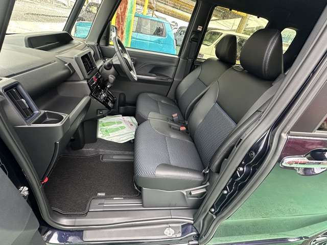 ダイハツ タント ６６０ カスタム ＲＳ R7年 () 99