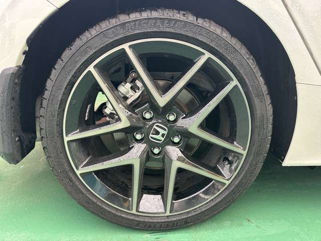 ホンダ シビック ２．０ Ｅ：ＨＥＶ R6年 () 99