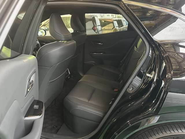 トヨタ クラウン　スポーツ　ハイブリッド ２．５ Ｚ Ｅ－ＦＯＵＲ ４ＷＤ R6年 () 99