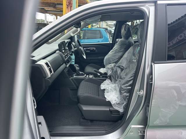 三菱 トライトン ２．４ ＧＬＳ ディーゼルターボ ４ＷＤ R7年 () 99