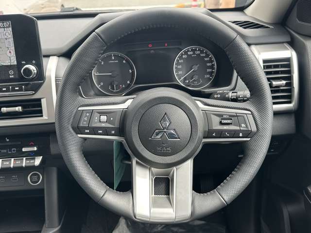 三菱 トライトン ２．４ ＧＬＳ ディーゼルターボ ４ＷＤ R7年 () 99