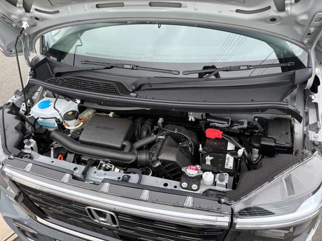 ホンダ Ｎ　ＢＯＸ カスタム ６６０ コーディネートスタイル モノトーン R8年 () 99