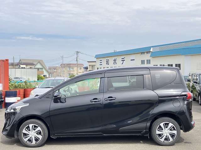 トヨタ シエンタ １．５ Ｇ クエロ ４ＷＤ R2年 () 99