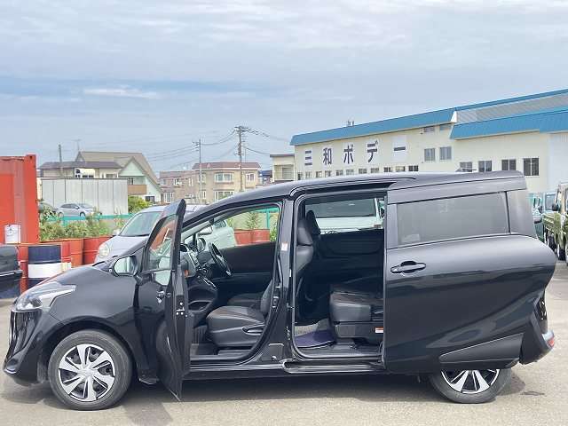 トヨタ シエンタ １．５ Ｇ クエロ ４ＷＤ R2年 () 99