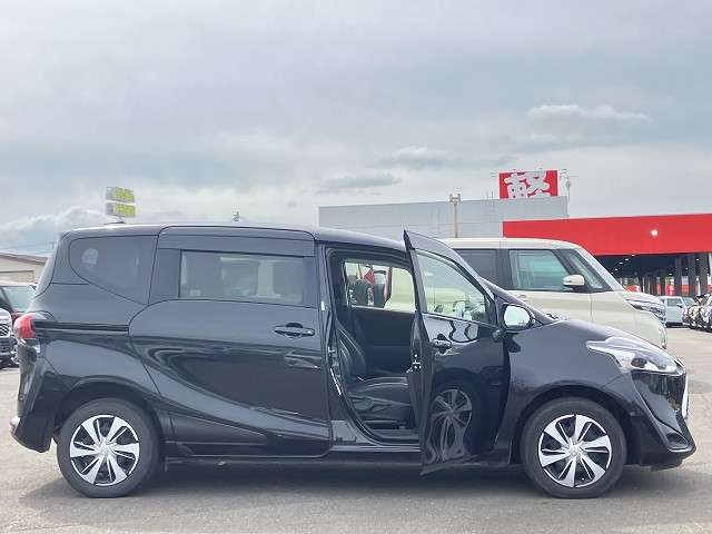 トヨタ シエンタ １．５ Ｇ クエロ ４ＷＤ R2年 () 99