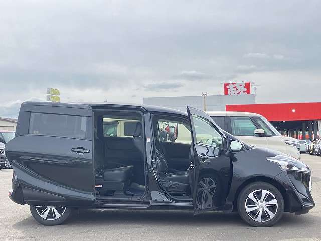 トヨタ シエンタ １．５ Ｇ クエロ ４ＷＤ R2年 () 99