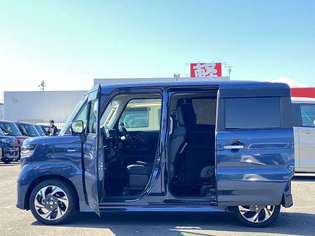 スズキ スペーシア　ギア ６６０ カスタム ハイブリッド ＸＳターボ ４ＷＤ R8年 (北海道) 99