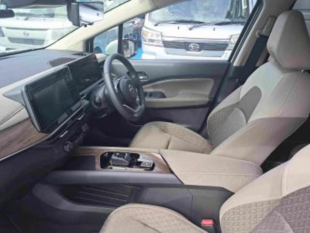 日産 ノートオーラ １．２ Ｇ R7年 () 99