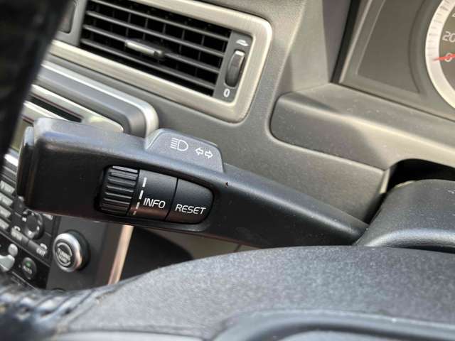 ボルボ Ｖ７０ ２．５Ｔ　ＬＥ H23年 (甲信越・北陸) 99