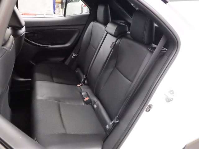 トヨタ ヤリスクロス　ハイブリッド １．５ ハイブリッド Ｚ Ｅ－ＦＯＵＲ ４ＷＤ R7年 () 99