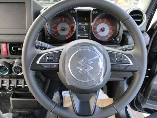 スズキ ジムニー　ノマド １．５ ＦＣ ４ＷＤ R8年 () 99