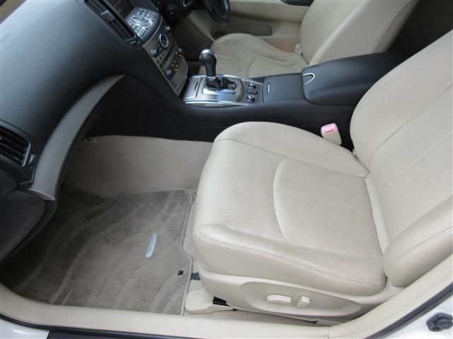 日産 スカイライン ３．７ ３７０ＧＴ タイプＳＰ H24年 (関東) 99