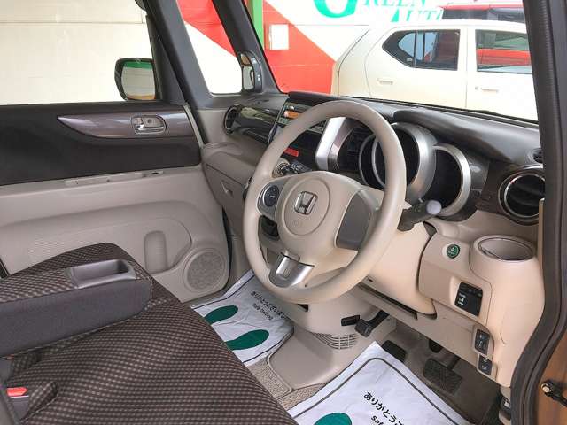 ホンダ Ｎ　ＢＯＸ ６６０ Ｇ Ｌパッケージ H26年 (関東) 99