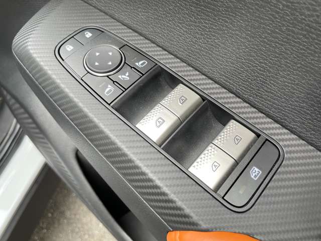 三菱 アウトランダーＰＨＥＶ ＰＨＥＶ ２．４ Ｐ ４ＷＤ R5年 () 99
