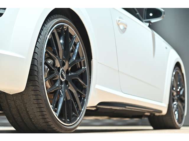 アウディ ＴＴ クーペ ファイナル エディション ４ＷＤ R5年 () 99