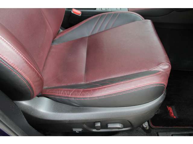 スバル レヴォーグ ２．０ ＳＴＩ スポーツ アイサイト ４ＷＤ H29年 () 99