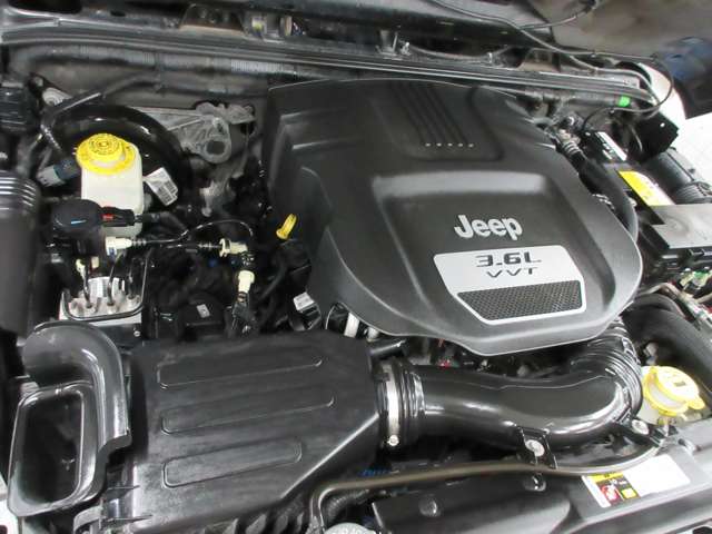 ジープ ラングラー　アンリミテッド アンリミテッド サハラ ４ＷＤ H25年 (関東) 99