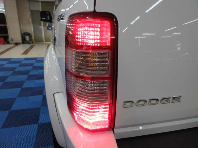 ダッジ ナイトロ ＳＸＴ H24年 (関東) 99