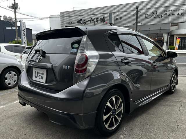 トヨタ アクア １．５ Ｓ H26年 (関東) 99