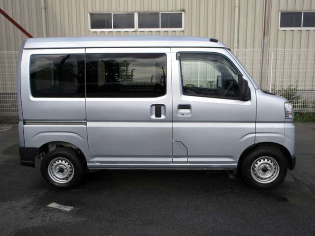ダイハツ ハイゼットカーゴ ６６０ デラックス R4年 (関東) 99