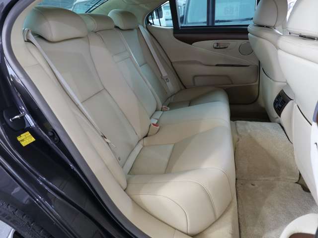 レクサス ＬＳ４６０ バージョンＣ　Ｉパッケージ H22年 (関東) 99