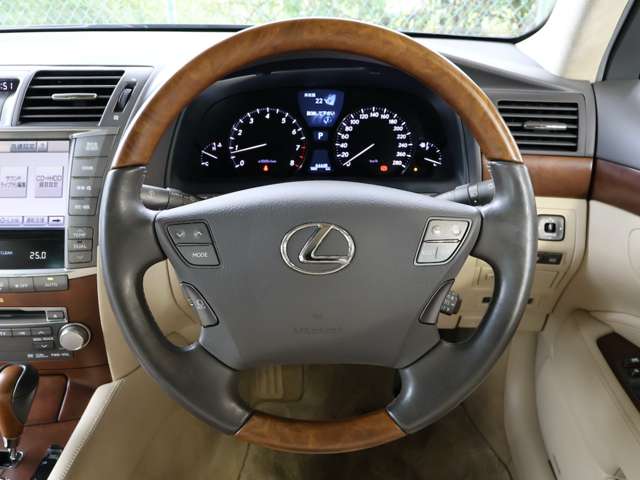 レクサス ＬＳ４６０ バージョンＣ　Ｉパッケージ H22年 (関東) 99