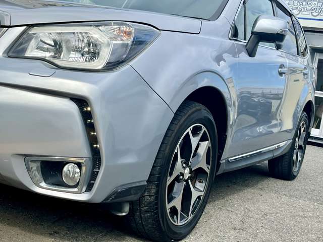 スバル フォレスター ２．０ＸＴ アイサイト ４ＷＤ H25年 () 99
