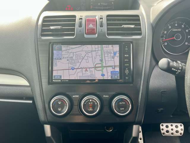 スバル フォレスター ２．０ＸＴ アイサイト ４ＷＤ H25年 () 99
