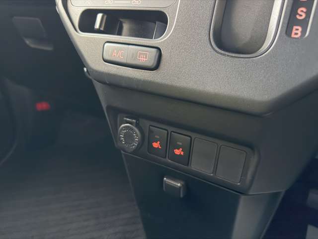 トヨタ ルーミー １．０ Ｘ R4年 (近畿) 99