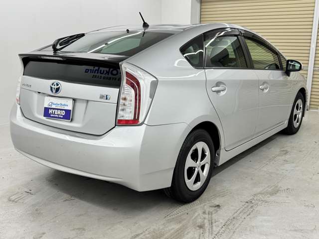 トヨタ プリウス １．８ Ｓ H24年 (近畿) 99