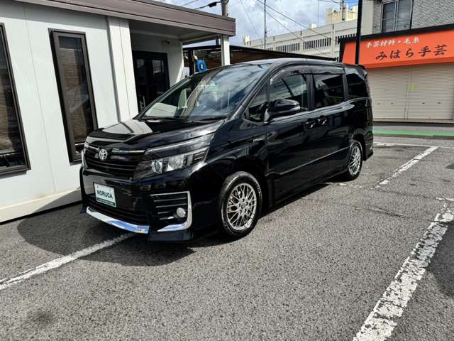トヨタ ヴォクシー １．８ ハイブリッド ＺＳ H28年 (近畿) 99