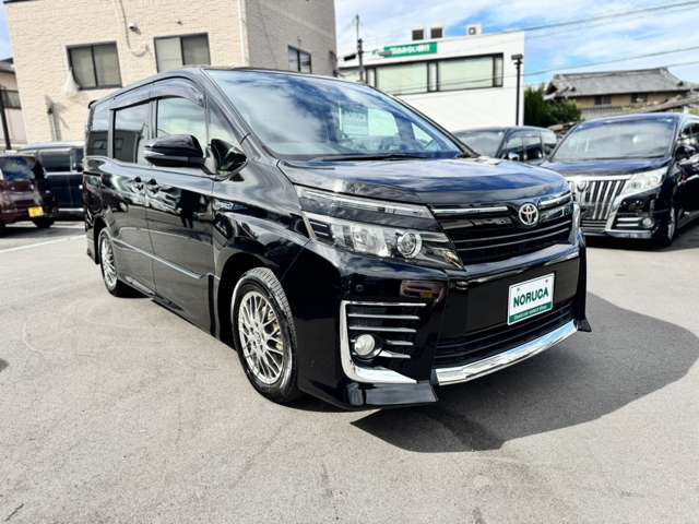 トヨタ ヴォクシー １．８ ハイブリッド ＺＳ H28年 (近畿) 99