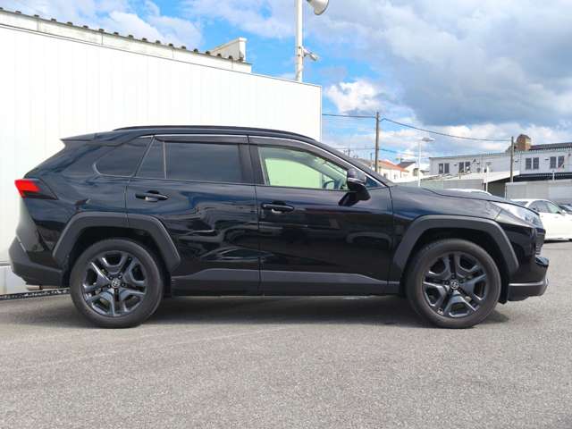 トヨタ ＲＡＶ４ ２．０ アドベンチャー ４ＷＤ R3年 (近畿) 99