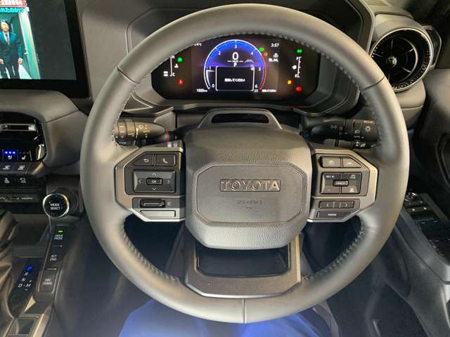 トヨタ ランドクルーザー２５０ ２．８ ＶＸ ディーゼルターボ ４ＷＤ R6年 () 99