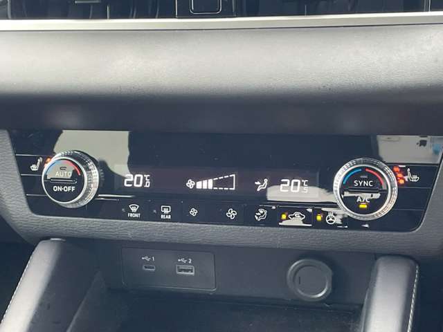 三菱 アウトランダーＰＨＥＶ ＰＨＥＶ ２．４ Ｍ ４ＷＤ R5年 () 99