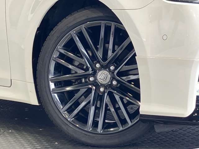トヨタ クラウンアスリート ２．０ Ｇ－Ｔ H30年 (近畿) 99